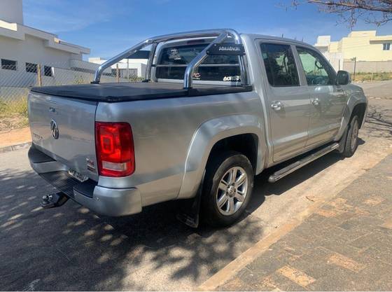 VOLKSWAGEN AMAROK 2.0 TRENDLINE 4X4 CD 16V TURBO INTERCOOLER DIESEL 4P AUTOMÁTICO